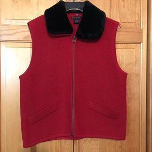 Tally Ho Vintage Women's Red Wool Sweater Vest Sz Large Faux Fur Collar